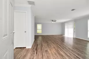 1908 Avenue B, Katy, TX 77493 - Photo 1