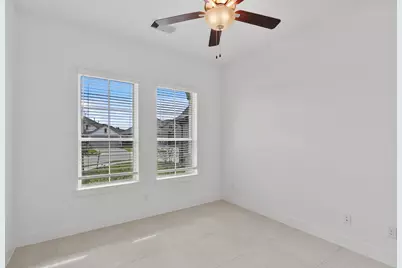 28827 Balanced Rock Drive, New Caney, TX 77357 - Photo 12