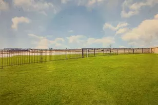 1326 Bison View, Sealy, TX 77474 - Photo 14