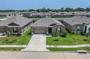 339 Friesian Ct, Alvin, TX 77511 - Photo 4