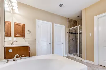 14 W Oaks Drive, Houston, TX 77058 - Photo 14