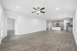 31627 Featherstone Trl, Fulshear, TX 77441 - Photo 10