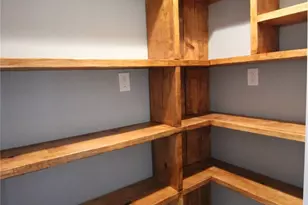 503 W Austin St, Brazoria, TX 77422 - Photo 10