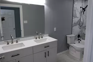 503 W Austin St, Brazoria, TX 77422 - Photo 14