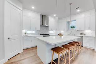 1424 W 34th 1/2 St, Houston, TX 77018 - Photo 12