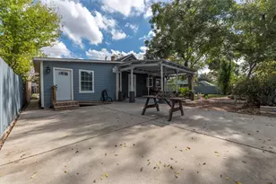 4303 Castor St, Houston, TX 77022 - Photo 28