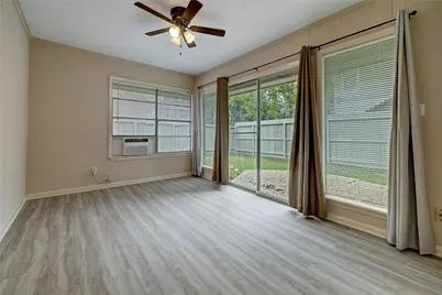 5411 Evergreen Street, Bellaire, TX 77401 - Photo 4