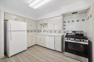 5411 Evergreen St, Bellaire, TX 77401 - Photo 4