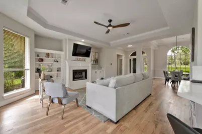 2306 Carriage Run E, Conroe, TX 77384 - Photo 10