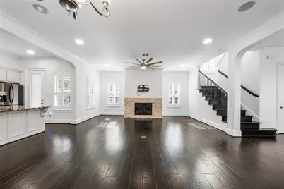 908 Amelia Street, Sugar Land, TX 77478 - Photo 4