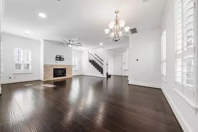 908 Amelia Street, Sugar Land, TX 77478 - Photo 8