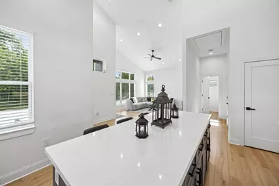 2614 Noble Street, Houston, TX 77026 - Photo 10