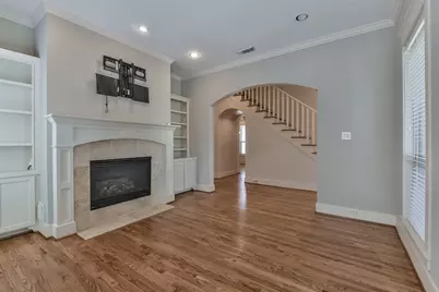 1030 W 16th Street #A, Houston, TX 77008 - Photo 6