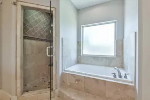 1030 W 16th St, Houston, TX 77008 - Photo 16