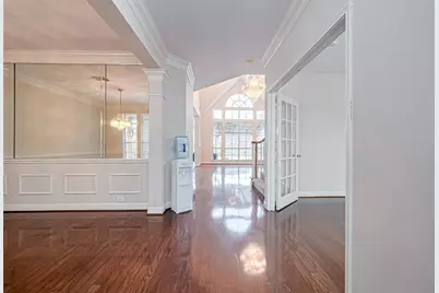 5547 Cranston Court, Sugar Land, TX 77479 - Photo 4