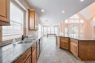 5547 Cranston Ct, Sugar Land, TX 77479 - Photo 14