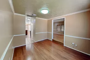 1028 Chesterwood Dr, Pearland, TX 77581 - Photo 6