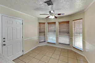 1028 Chesterwood Dr, Pearland, TX 77581 - Photo 8