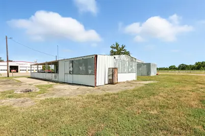 31565 Fm 1736 Road, Hempstead, TX 77445 - Photo 24