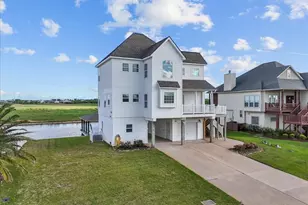 211 Tuna Run Rd, Freeport, TX 77541 - Photo 4