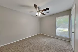 2906 Lotus Ln, Pearland, TX 77584 - Photo 12