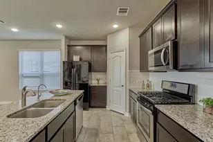 132 Cobble Medley Ct, Conroe, TX 77318 - Photo 10