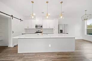 5813 England St, Houston, TX 77021 - Photo 4
