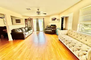 4215 Bayou Vista Dr, Houston, TX 77091 - Photo 8