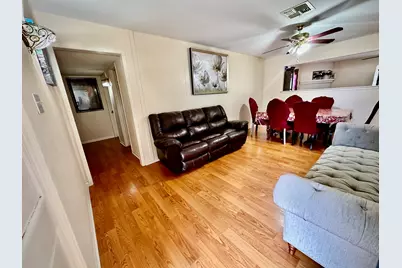 4215 Bayou Vista Drive, Houston, TX 77091 - Photo 2