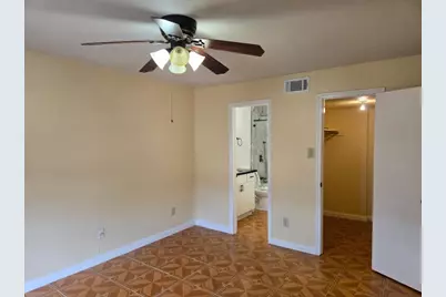 10823 Braes Bend Drive, Houston, TX 77071 - Photo 10