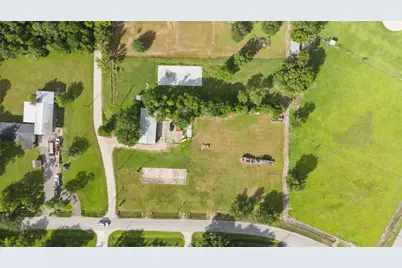 2257 County Road 529, Alvin, TX 77511 - Photo 2