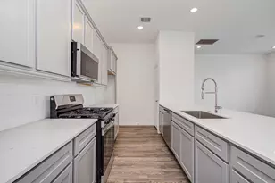 21114 Castroville Wy, Cypress, TX 77433 - Photo 8