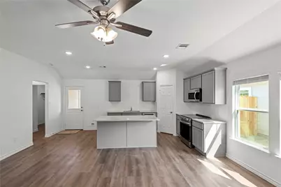 1253 Point Lookout Drive, Dayton, TX 77535 - Photo 4