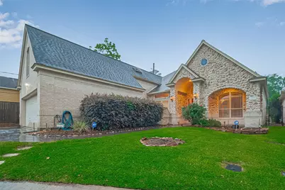122 Marble Staff Court, Houston, TX 77069 - Photo 2