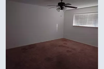 10546 Hammerly Boulevard #323, Houston, TX 77043 - Photo 20