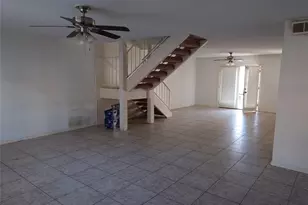 10546 Hammerly Blvd, Houston, TX 77043 - Photo 4