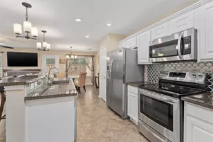 78 N Walden Elms Cir, The Woodlands, TX 77382 - Photo 6