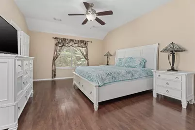 78 N Walden Elms Circle, The Woodlands, TX 77382 - Photo 12