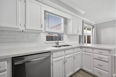 1221 Cedar Post Lane #3B, Houston, TX 77055 - Photo 10