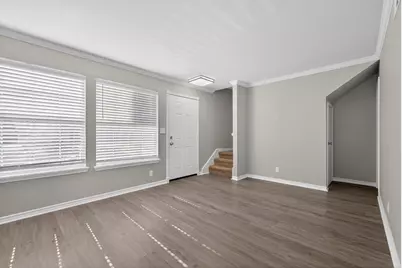 1221 Cedar Post Lane #3B, Houston, TX 77055 - Photo 4