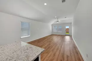 1233 Sacred Lgt Ln, La Marque, TX 77568 - Photo 20