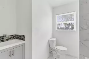 4803 Elser St, Houston, TX 77009 - Photo 16