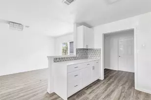 4803 Elser St, Houston, TX 77009 - Photo 10