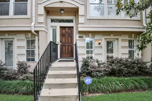 1739 French Village Dr, Houston, TX 77055 - Photo 2