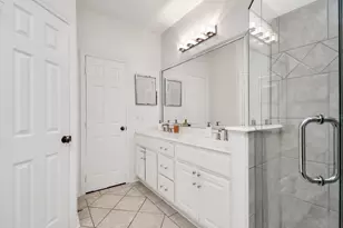 1739 French Village Dr, Houston, TX 77055 - Photo 26