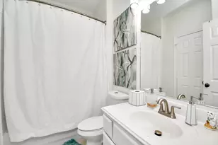 1739 French Village Dr, Houston, TX 77055 - Photo 34