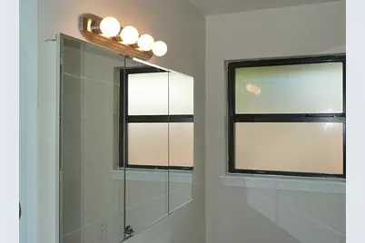 9122 Western Drive, Houston, TX 77080 - Photo 14