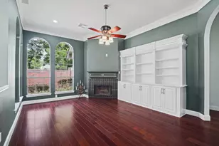 34 Grants Lake Cir, Sugar Land, TX 77479 - Photo 6