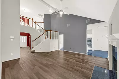 7915 Wolfield Lane, Houston, TX 77071 - Photo 14