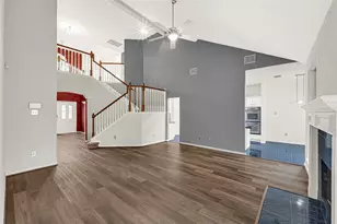 7915 Wolfield Ln, Houston, TX 77071 - Photo 14